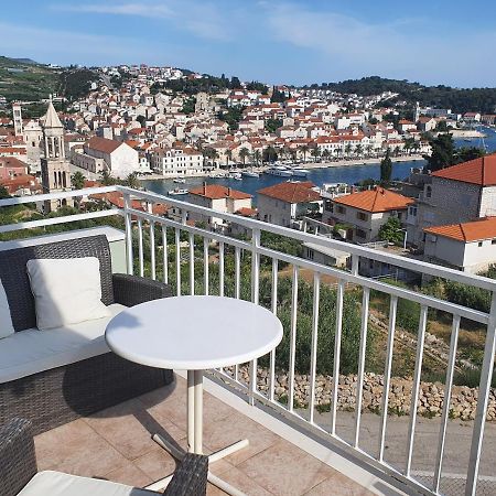 Apartments Frane Đảo Hvar Ngoại thất bức ảnh