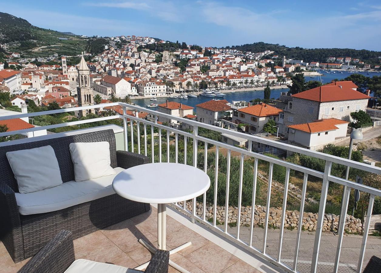 Apartments Frane Đảo Hvar Ngoại thất bức ảnh