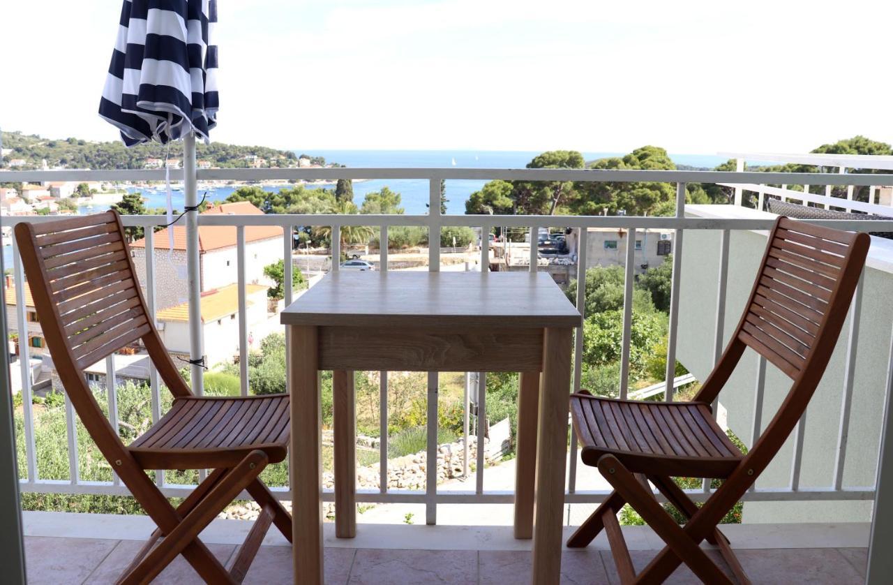 Apartments Frane Đảo Hvar Ngoại thất bức ảnh