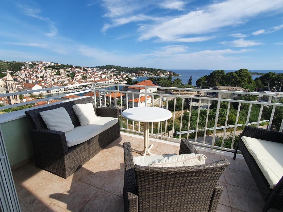 Apartments Frane Đảo Hvar Ngoại thất bức ảnh