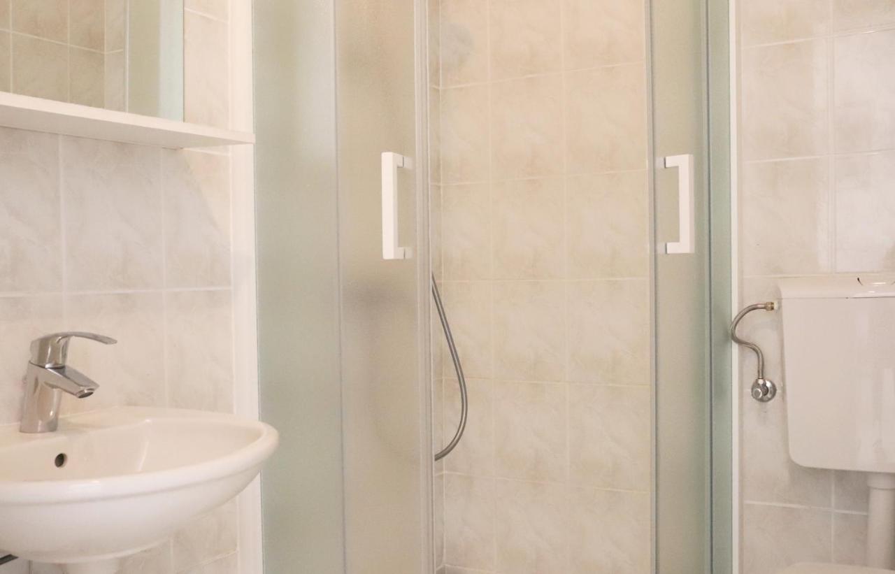 Apartments Frane Đảo Hvar Ngoại thất bức ảnh